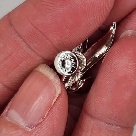 Star Art Sterling Leaves and Rhinestone Screwback Earrings - Picture 2 of 4